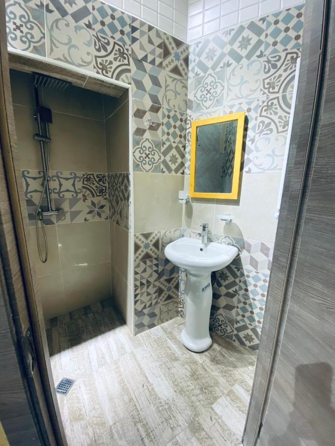 Lovely Guest House Tbilisi Luaran gambar